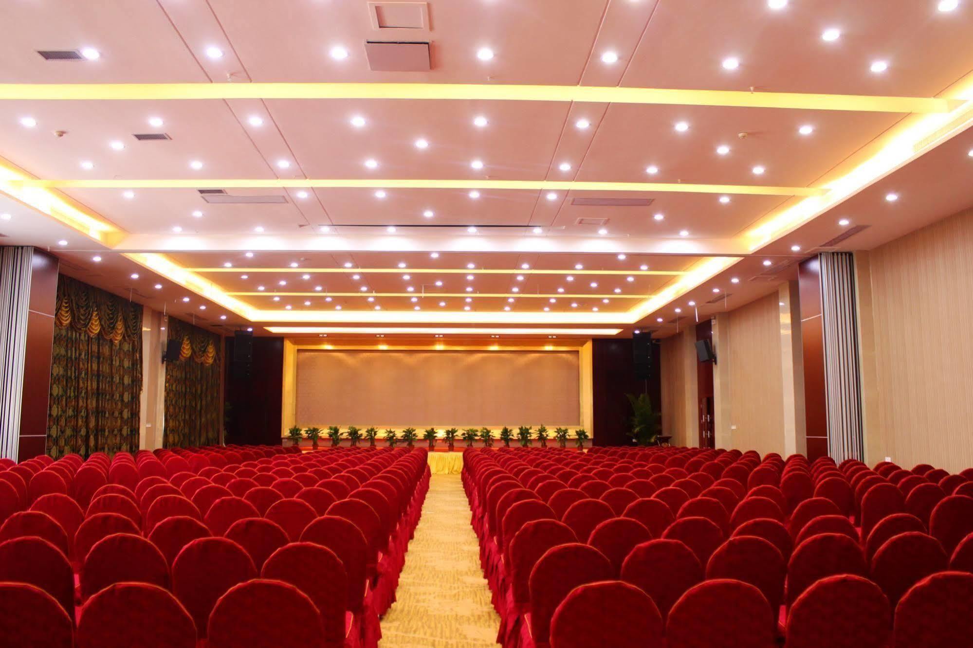 New Beacon Runfeng International Hotel Wuhan Esterno foto