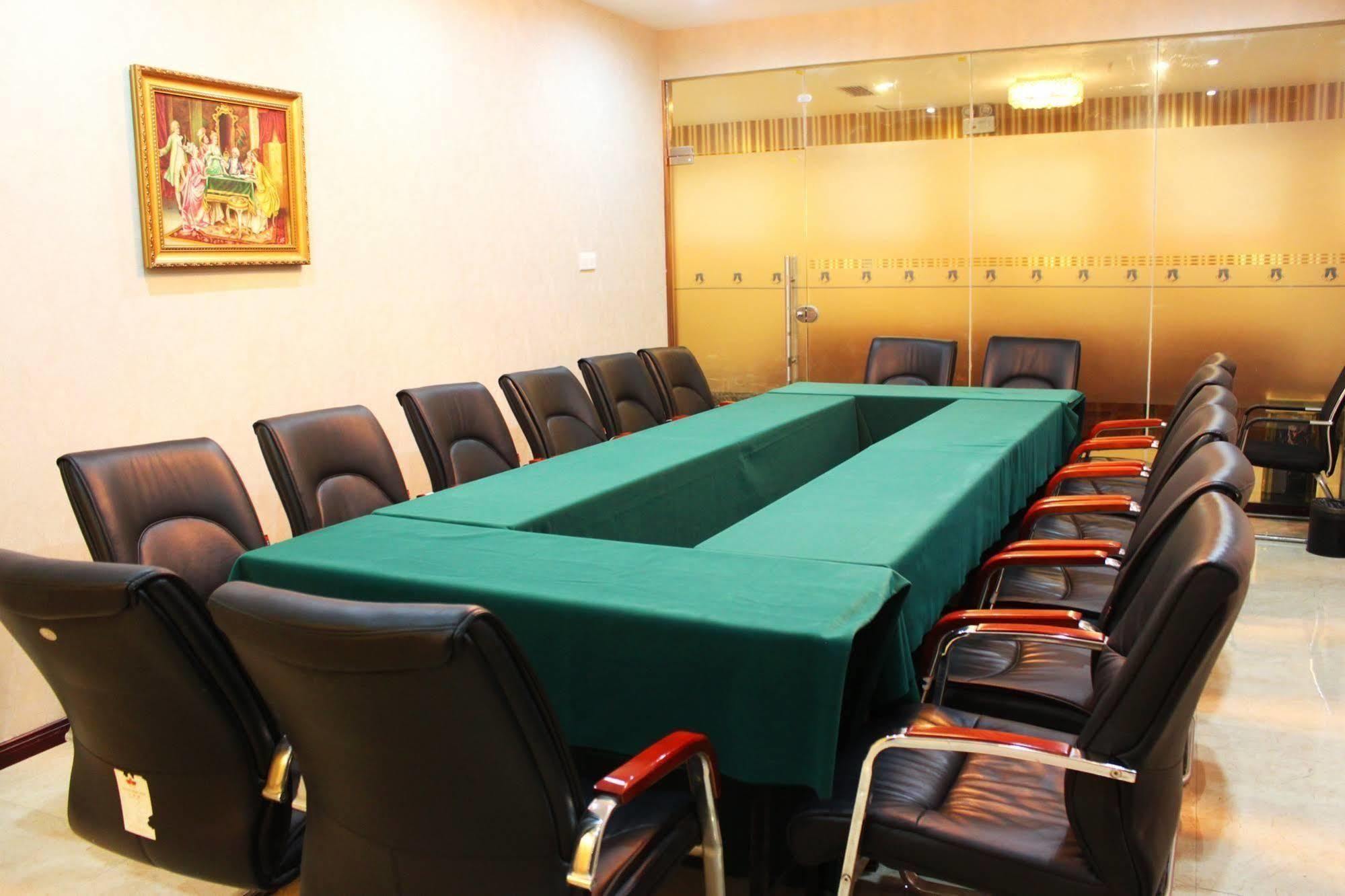 New Beacon Runfeng International Hotel Wuhan Esterno foto